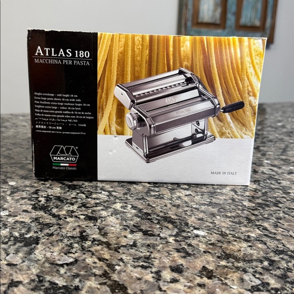 Marcato Other - Marcato Atlas 180 Pasta Maker with cutter and hand crank NWT